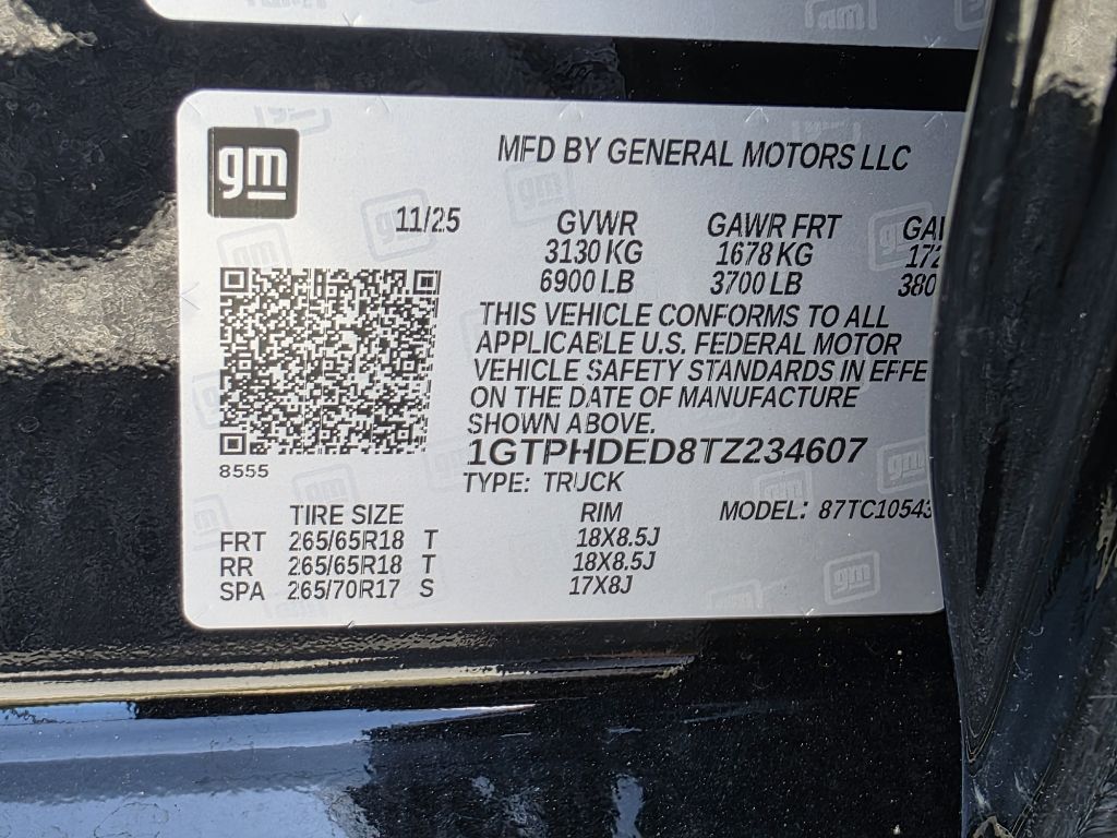 Photo 10 of this GMC SIERRA