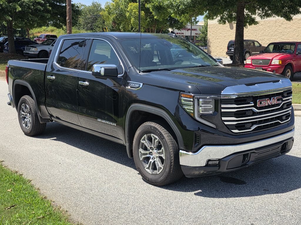 Photo 7 of this GMC SIERRA