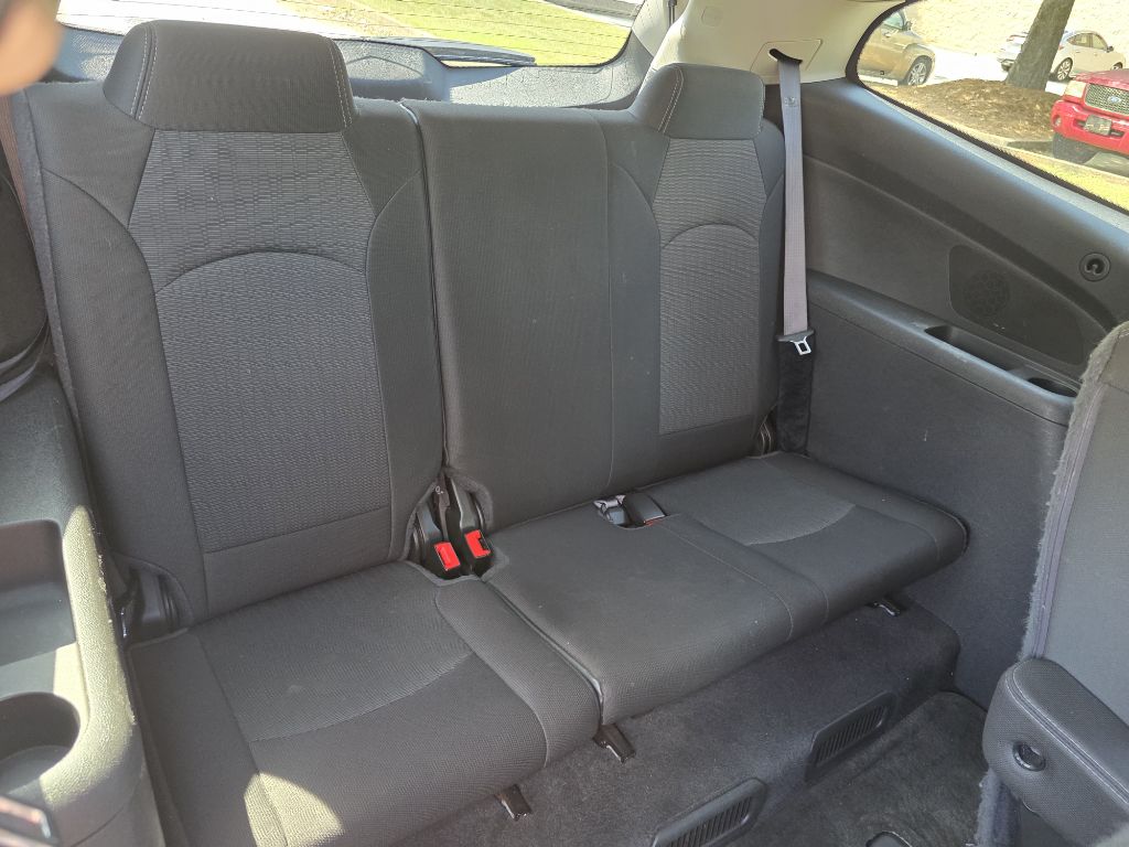 Photo 23 of this CHEVROLET TRAVERSE