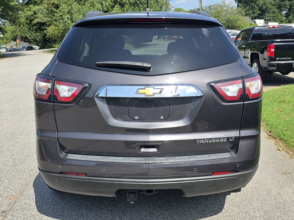 Photo 4 of this CHEVROLET TRAVERSE