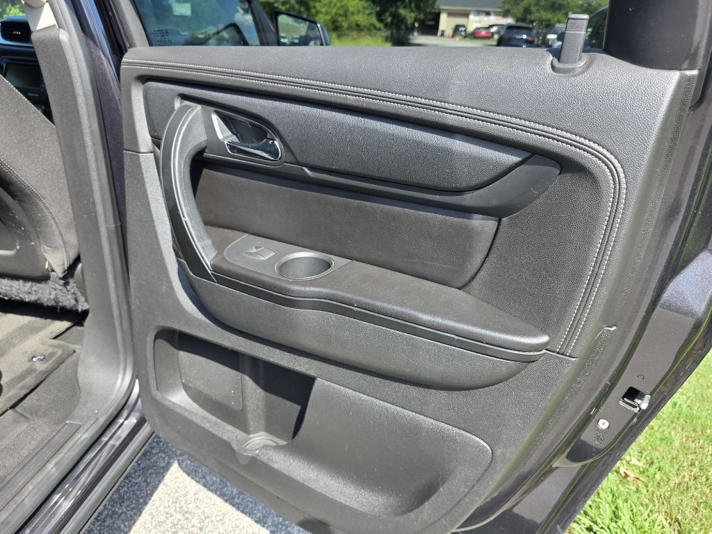 Photo 20 of this CHEVROLET TRAVERSE