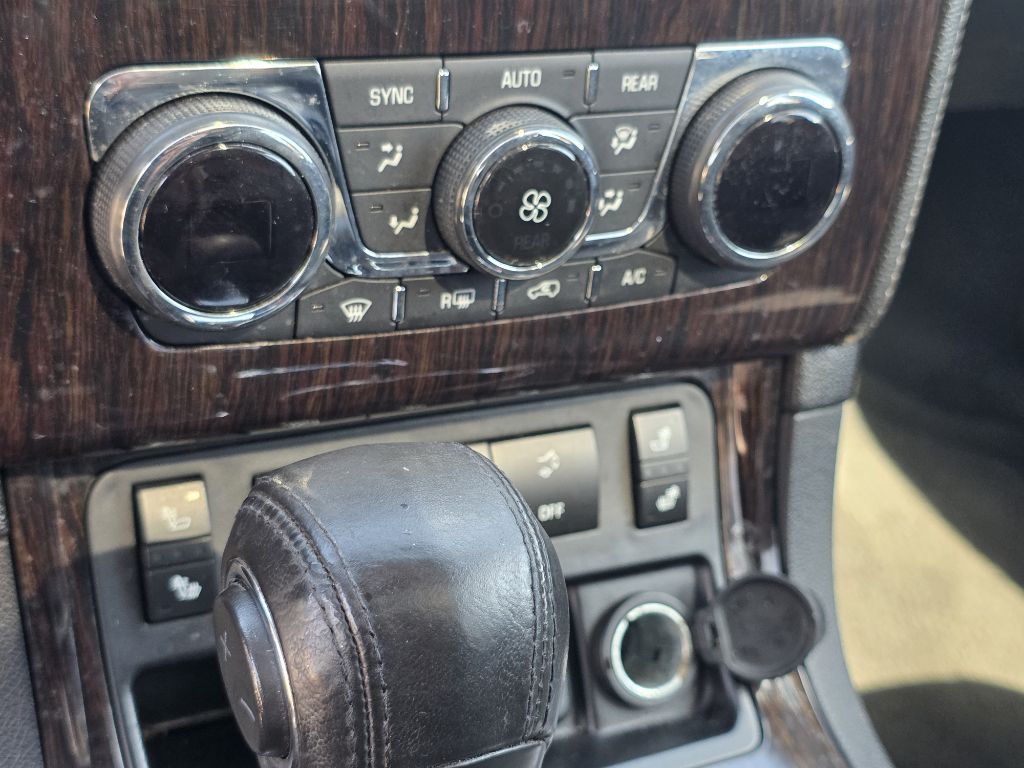 Photo 34 of this CHEVROLET TRAVERSE