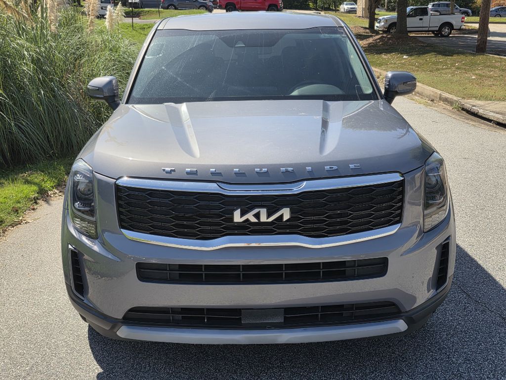 Photo 8 of this KIA TELLURIDE