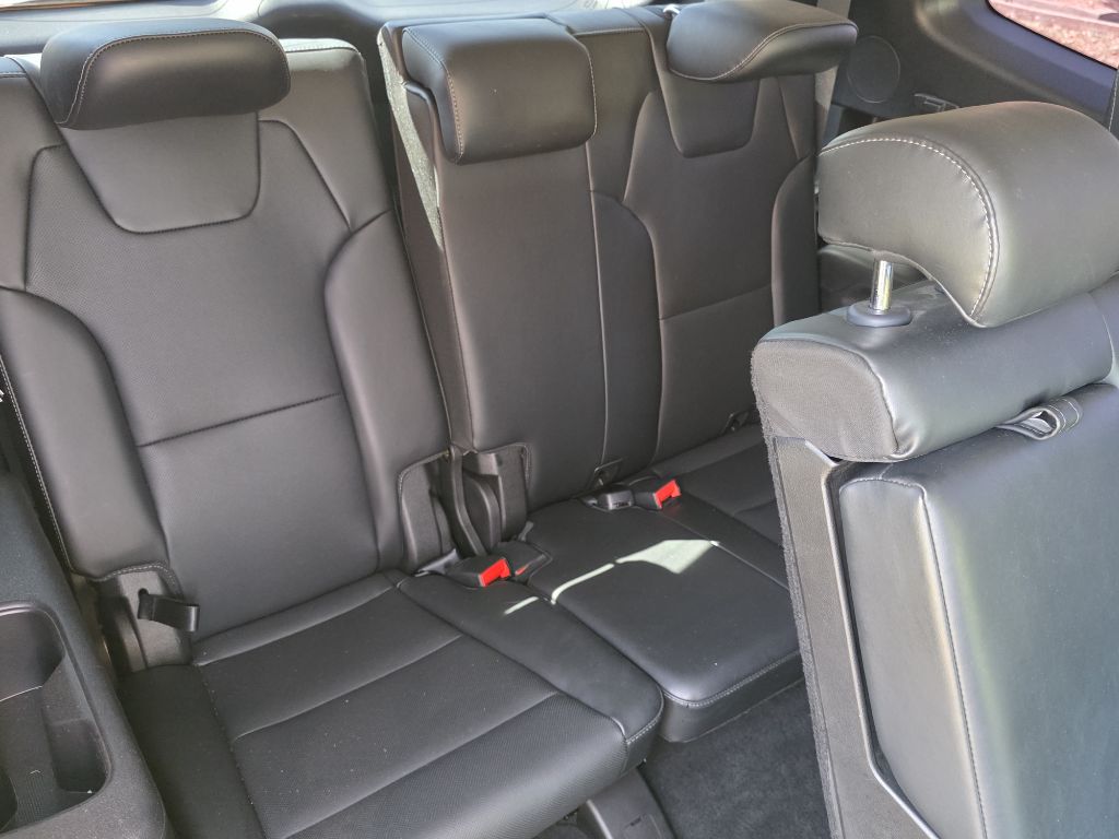 Photo 19 of this KIA TELLURIDE