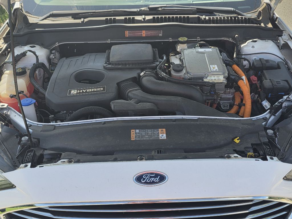 Photo 24 of this FORD FUSION