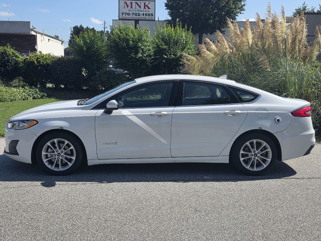 Photo 2 of this FORD FUSION