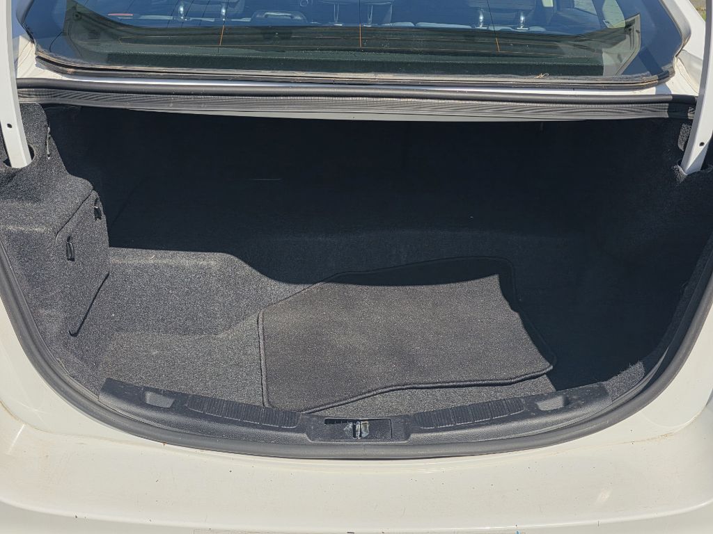 Photo 16 of this FORD FUSION