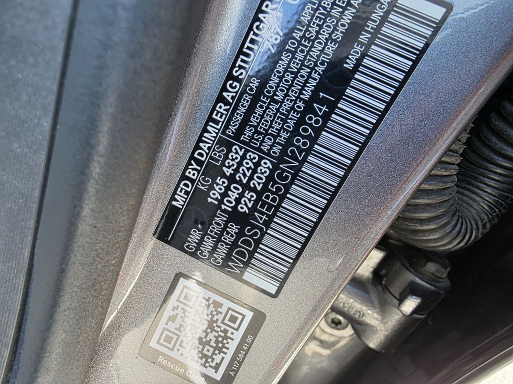 Photo 10 of this MERCEDES-BENZ CLA