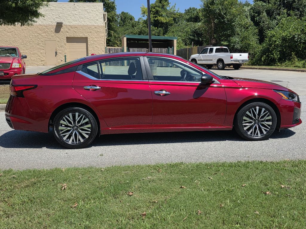 Photo 6 of this NISSAN ALTIMA