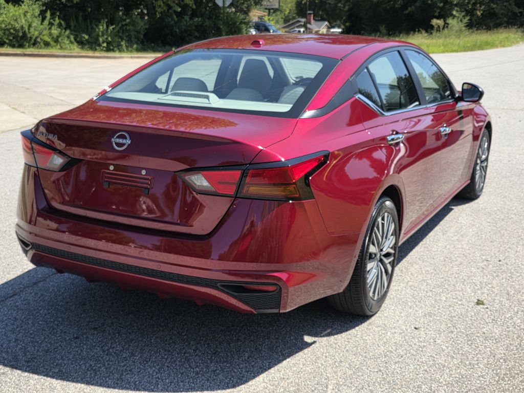 Photo 5 of this NISSAN ALTIMA