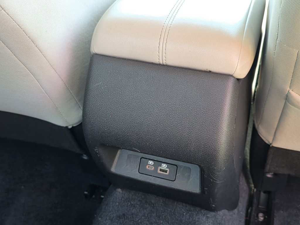 Photo 19 of this NISSAN ALTIMA