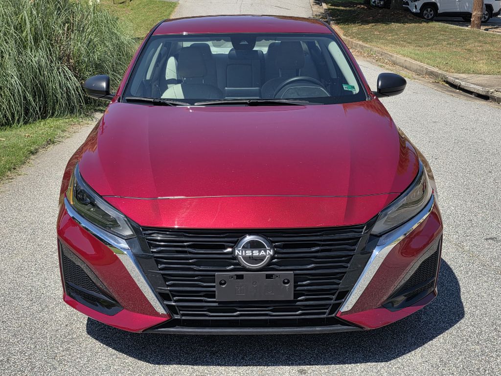 Photo 8 of this NISSAN ALTIMA
