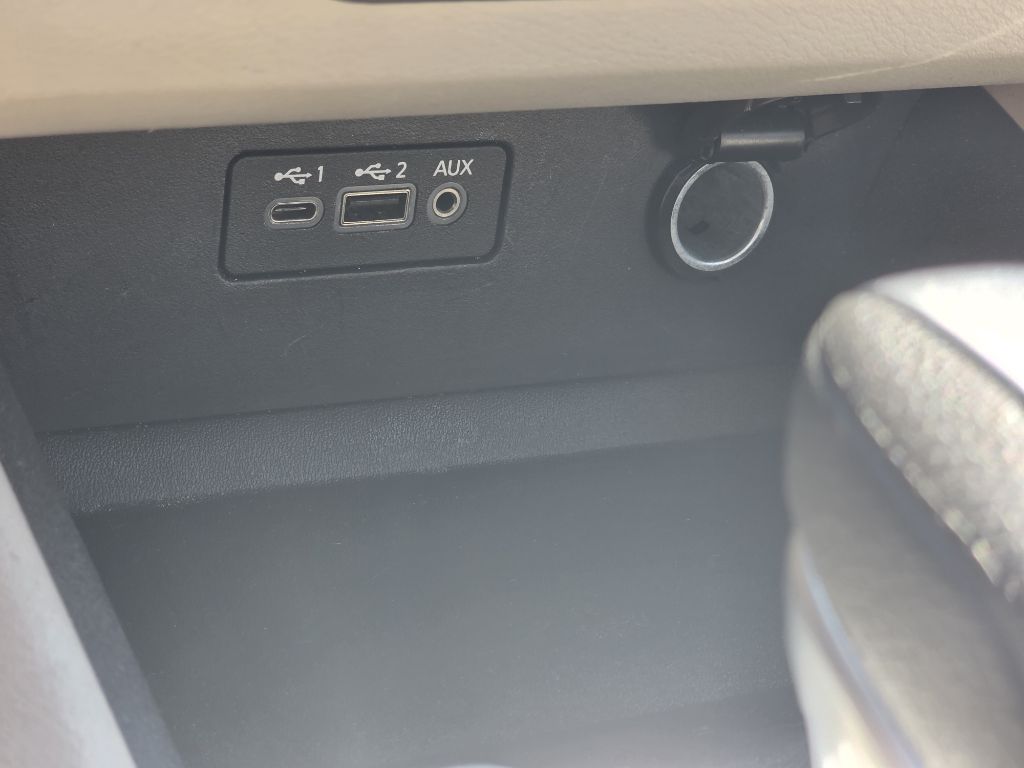 Photo 30 of this NISSAN ALTIMA