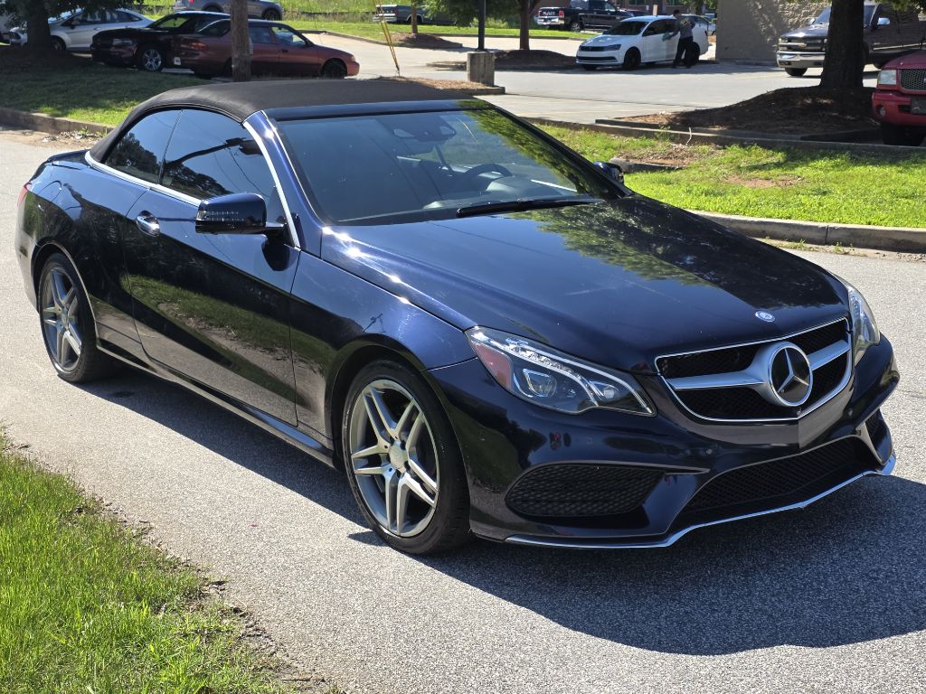 Photo 7 of this MERCEDES-BENZ E-CLASS