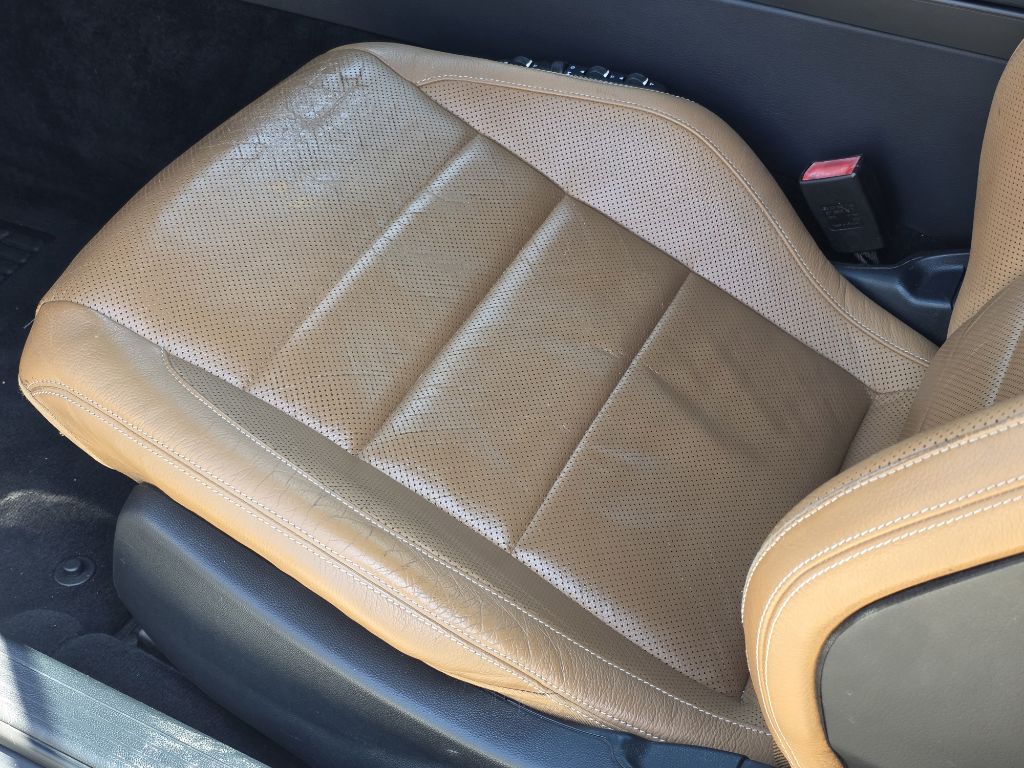 Photo 11 of this MERCEDES-BENZ E-CLASS