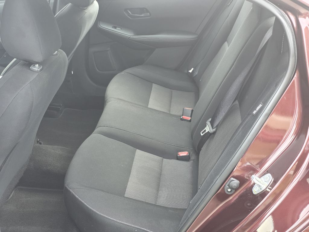 Photo 14 of this NISSAN SENTRA