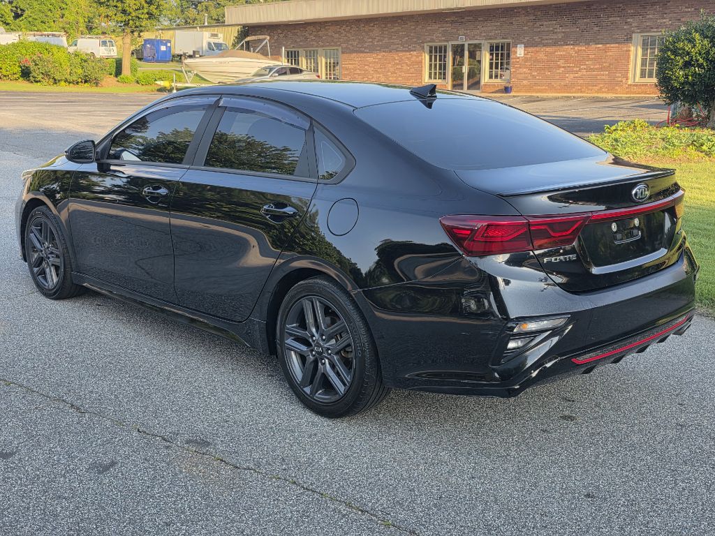 Photo 3 of this KIA FORTE