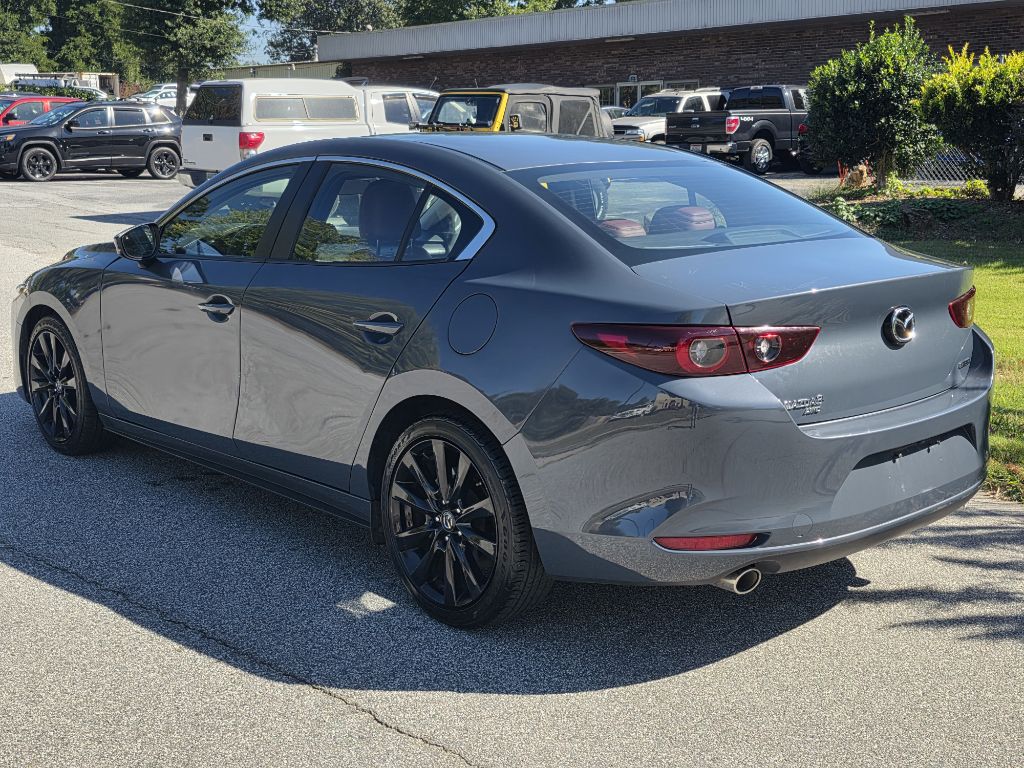 Photo 3 of this MAZDA 3