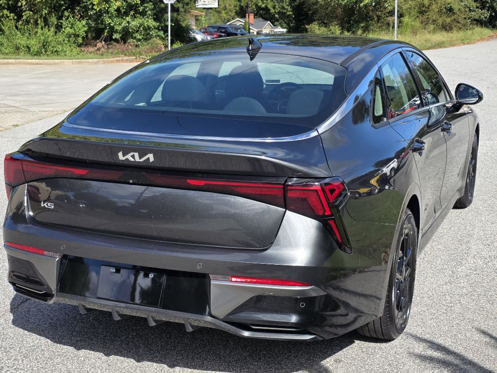 Photo 5 of this KIA K5