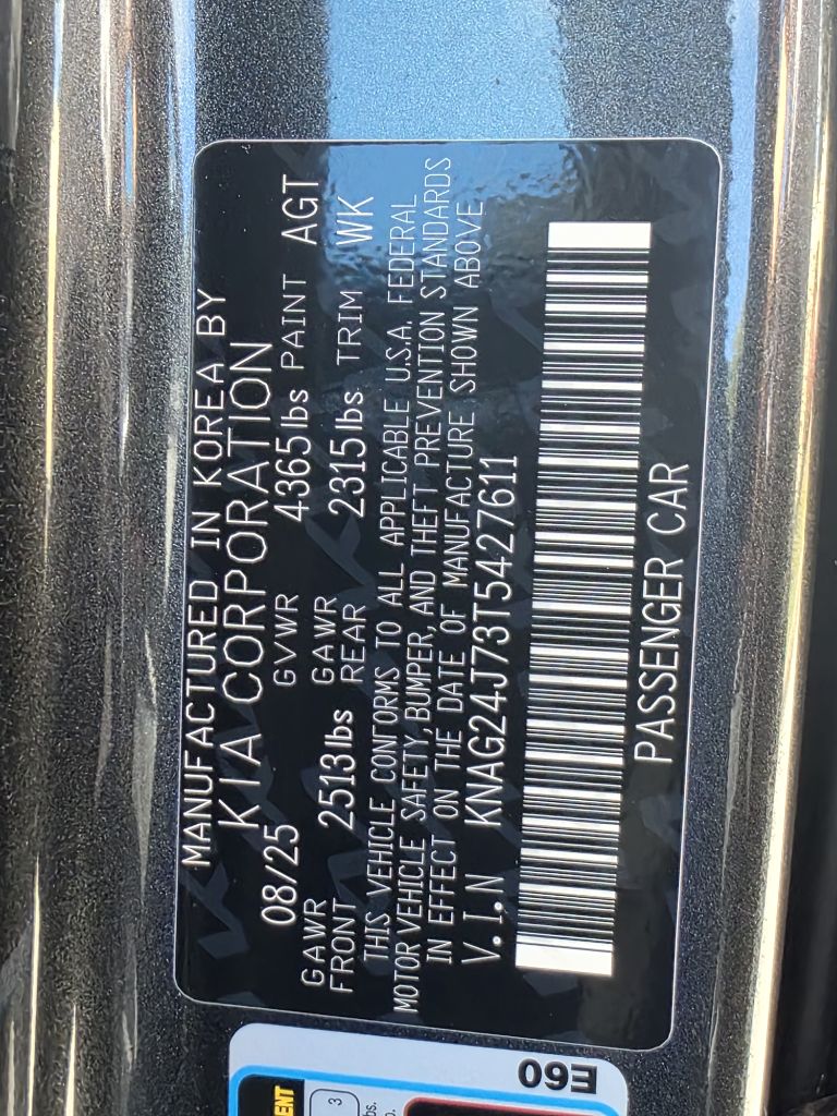 Photo 10 of this KIA K5