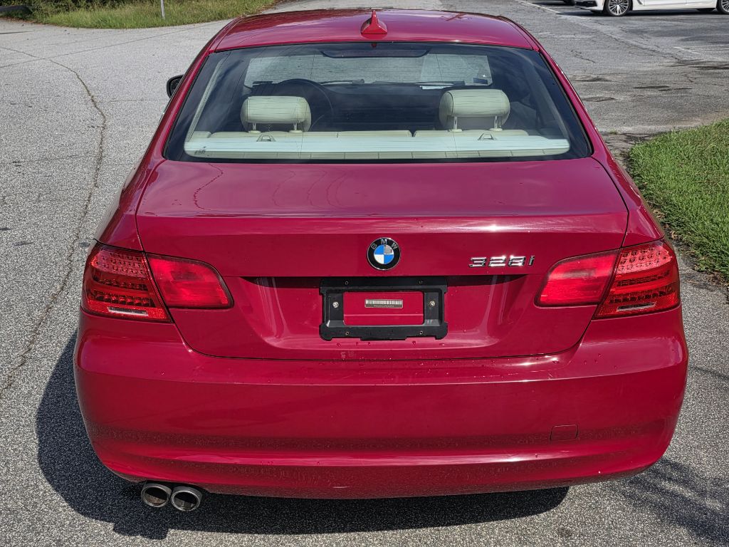 Photo 4 of this BMW 328