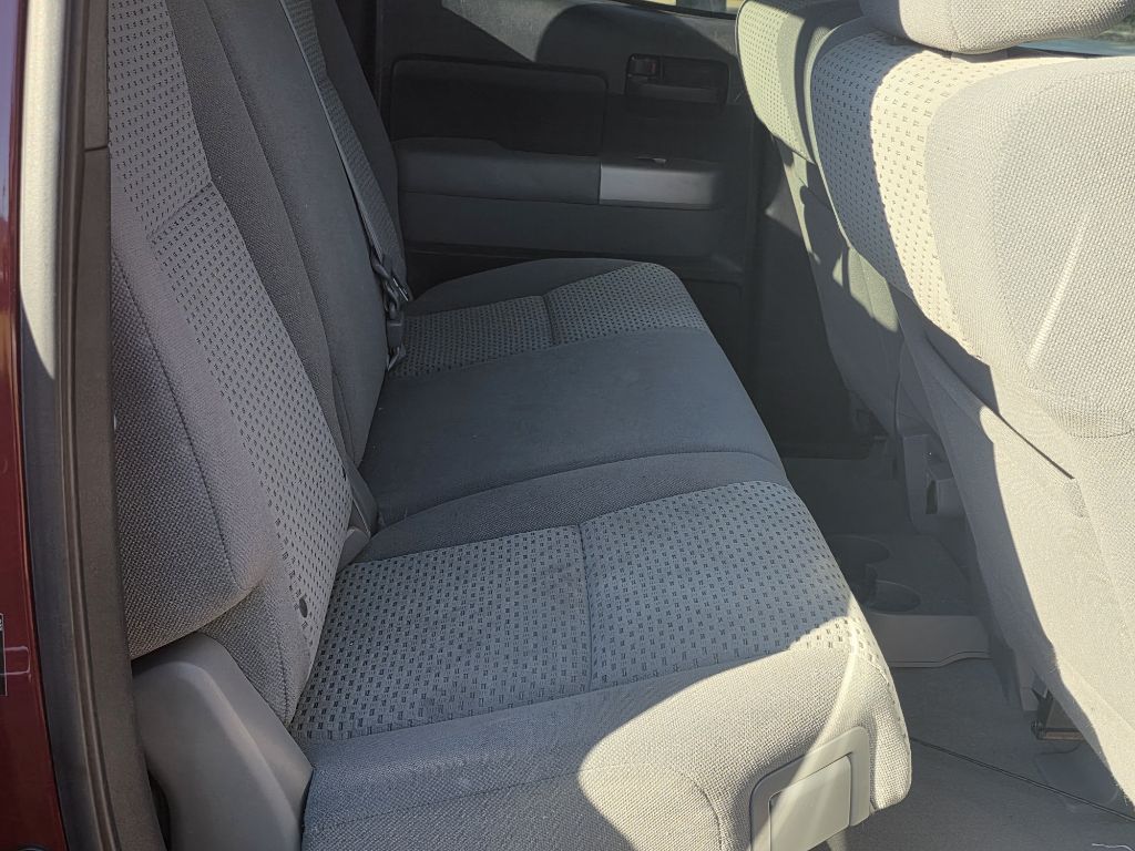 Photo 16 of this TOYOTA TUNDRA