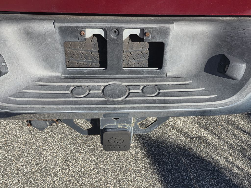 Photo 14 of this TOYOTA TUNDRA