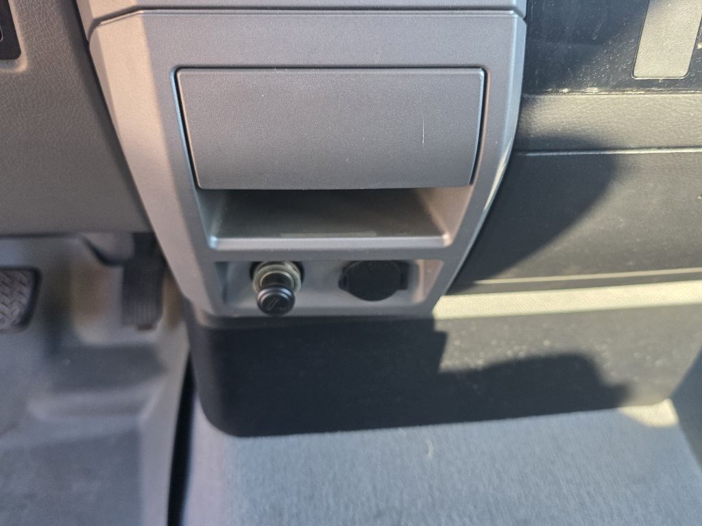 Photo 28 of this TOYOTA TUNDRA