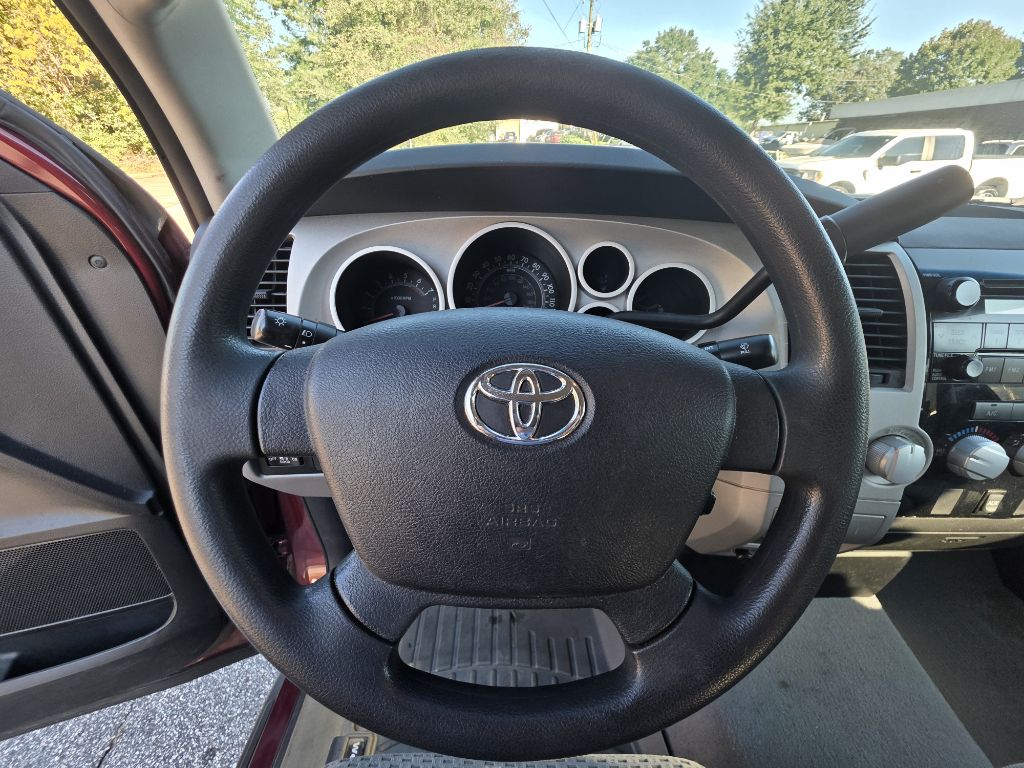 Photo 24 of this TOYOTA TUNDRA