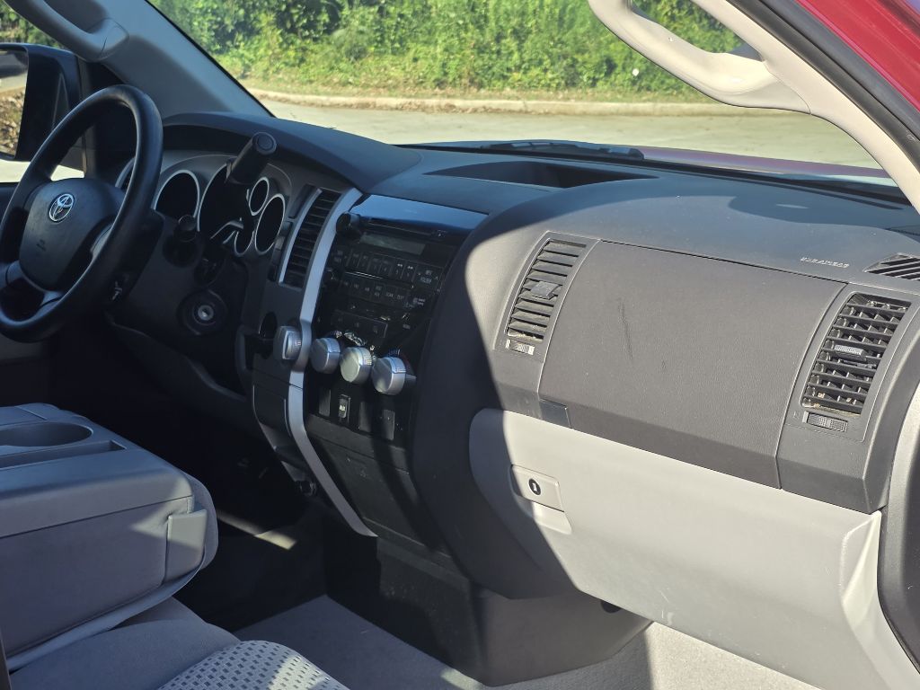 Photo 20 of this TOYOTA TUNDRA