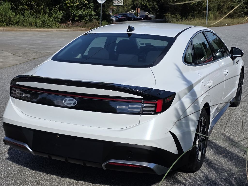 Photo 5 of this HYUNDAI SONATA