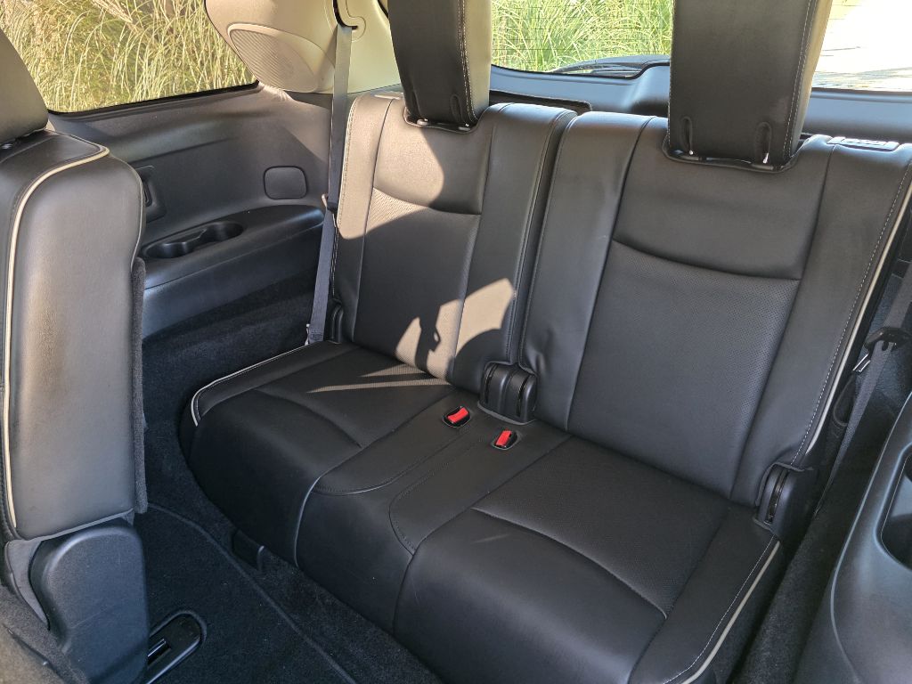 Photo 17 of this INFINITI QX60