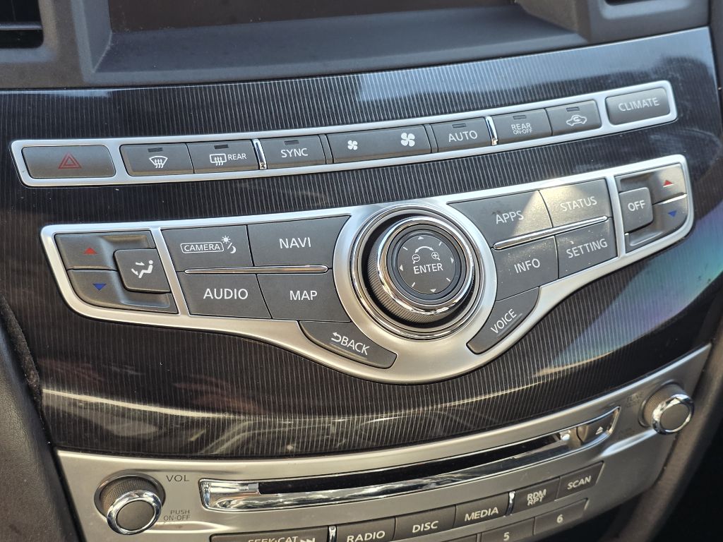 Photo 32 of this INFINITI QX60