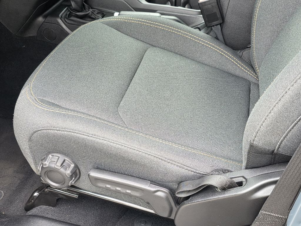 Photo 11 of this JEEP WRANGLER