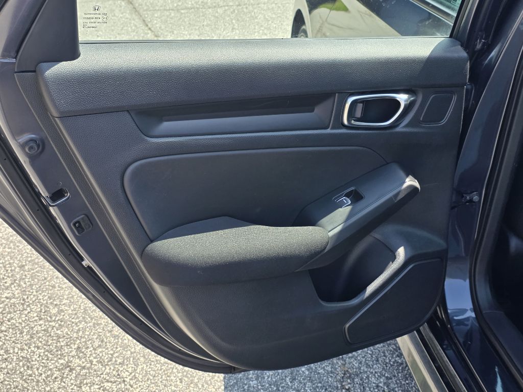 Photo 13 of this HONDA CIVIC
