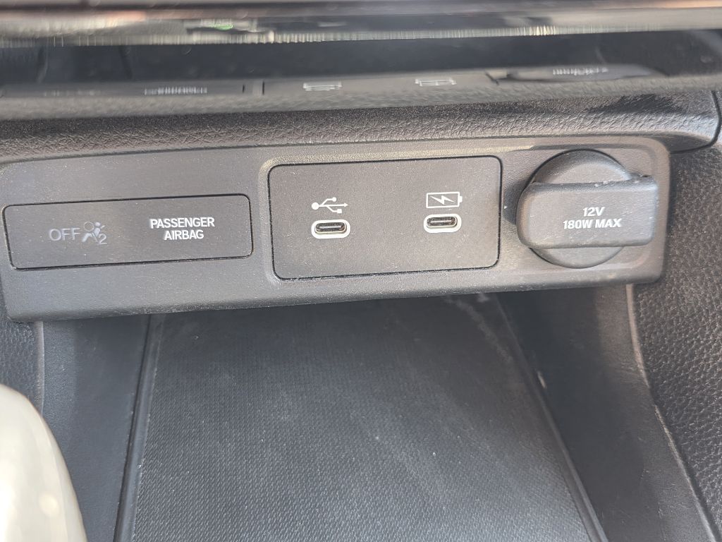 Photo 28 of this HONDA CIVIC