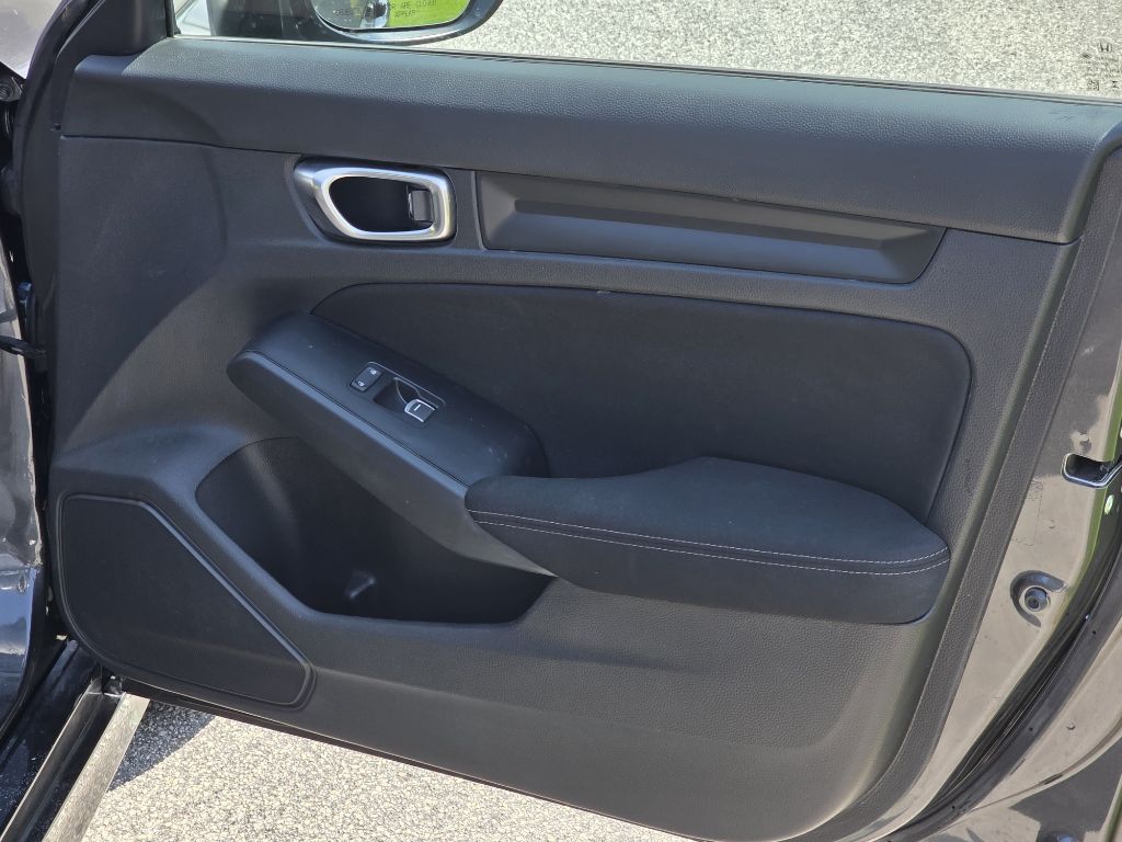 Photo 18 of this HONDA CIVIC