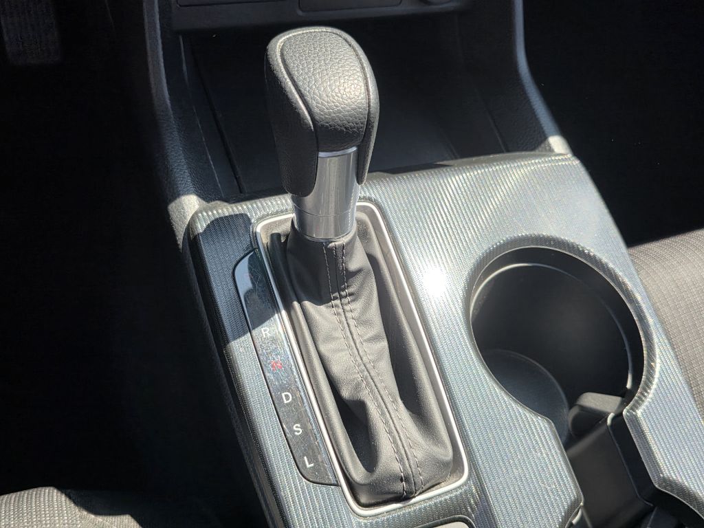 Photo 27 of this HONDA CIVIC