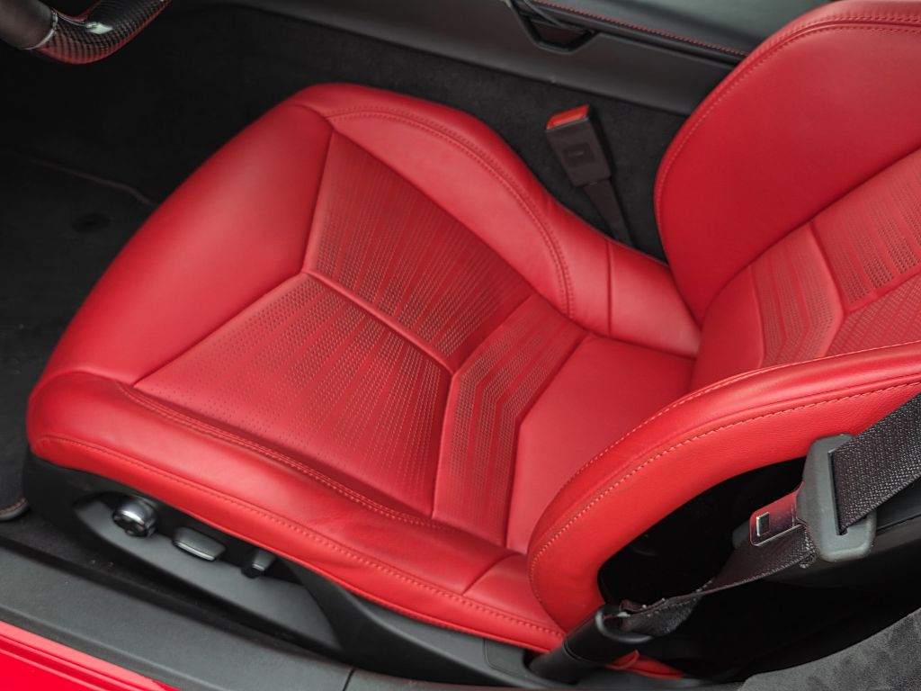 Photo 12 of this CHEVROLET CORVETTE