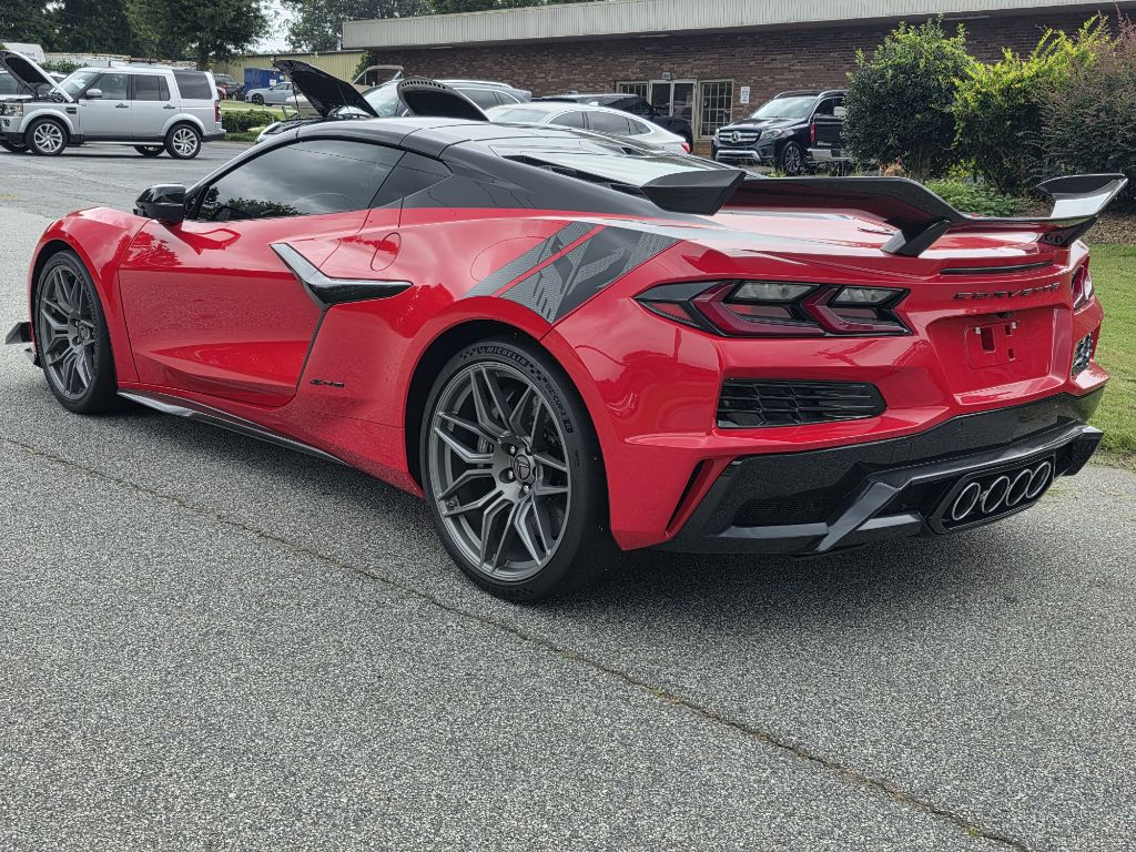 Photo 3 of this CHEVROLET CORVETTE