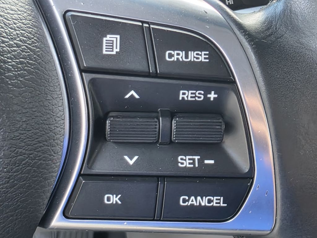 Photo 25 of this HYUNDAI SONATA