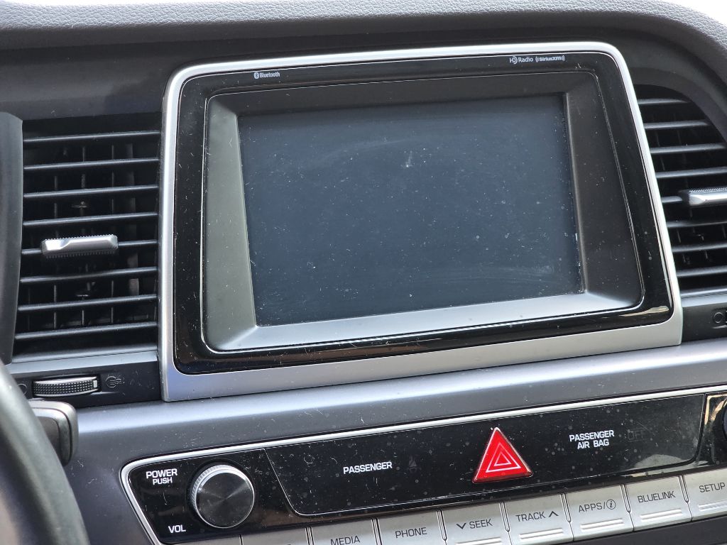 Photo 27 of this HYUNDAI SONATA