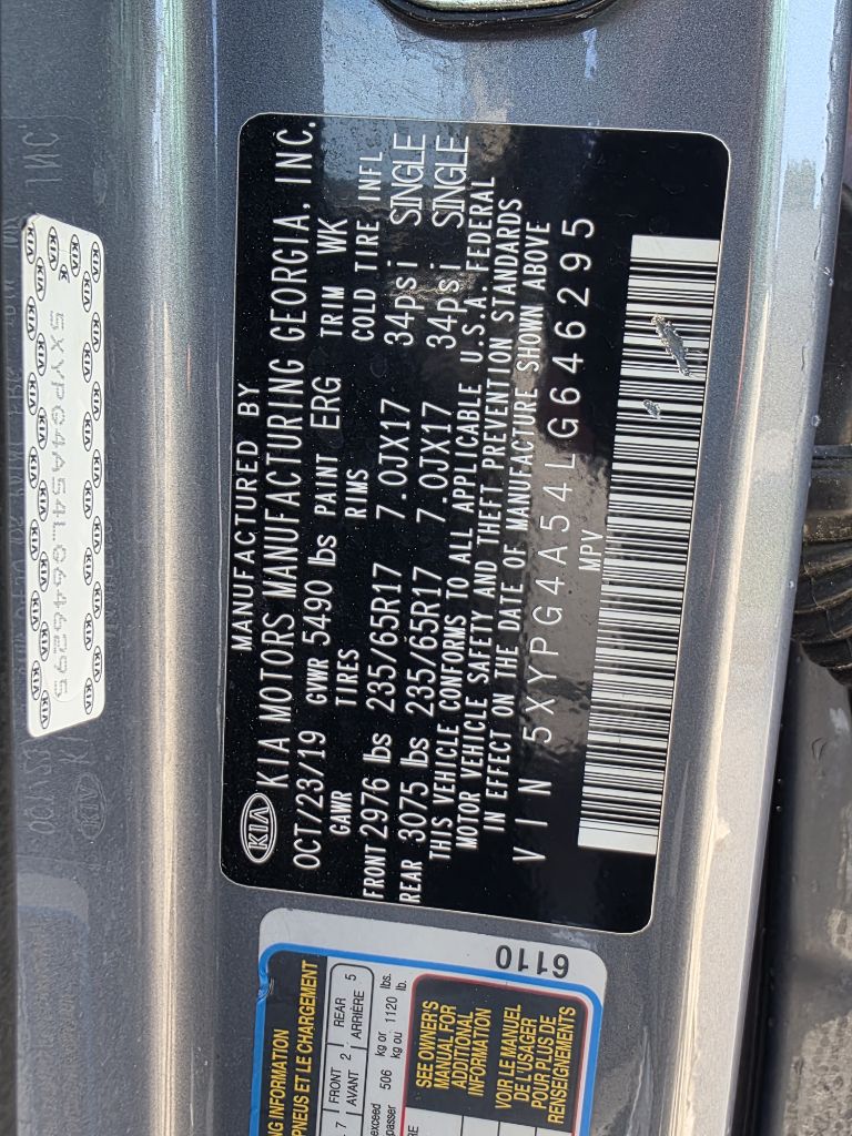 Photo 10 of this KIA SORENTO