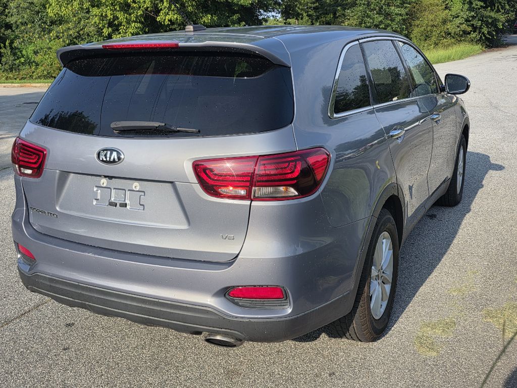 Photo 5 of this KIA SORENTO