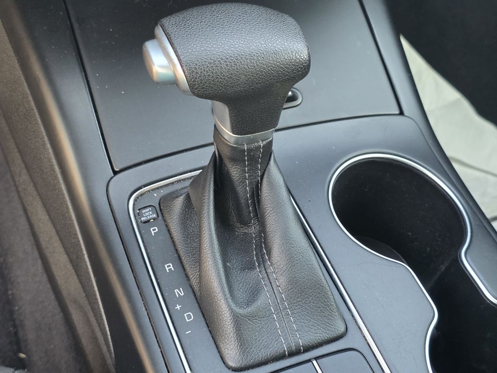 Photo 31 of this KIA SORENTO