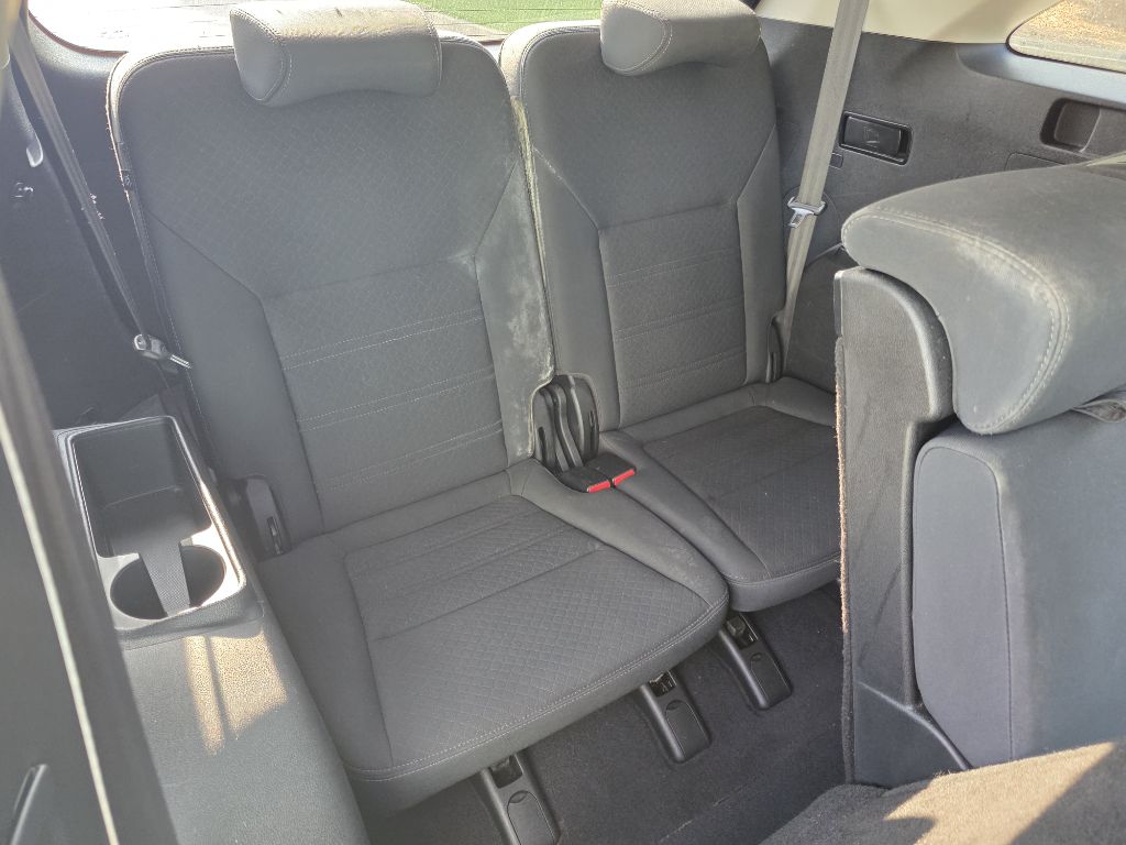Photo 19 of this KIA SORENTO