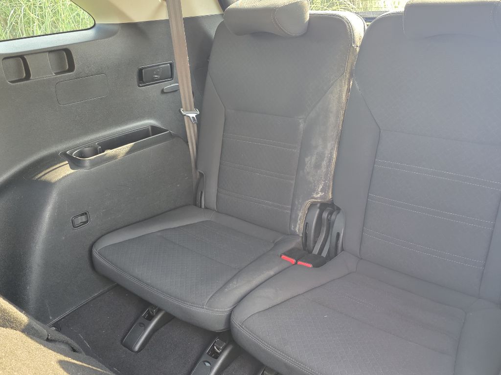 Photo 15 of this KIA SORENTO