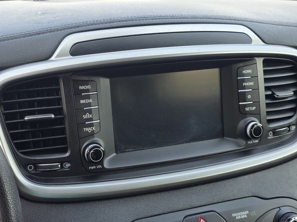 Photo 29 of this KIA SORENTO