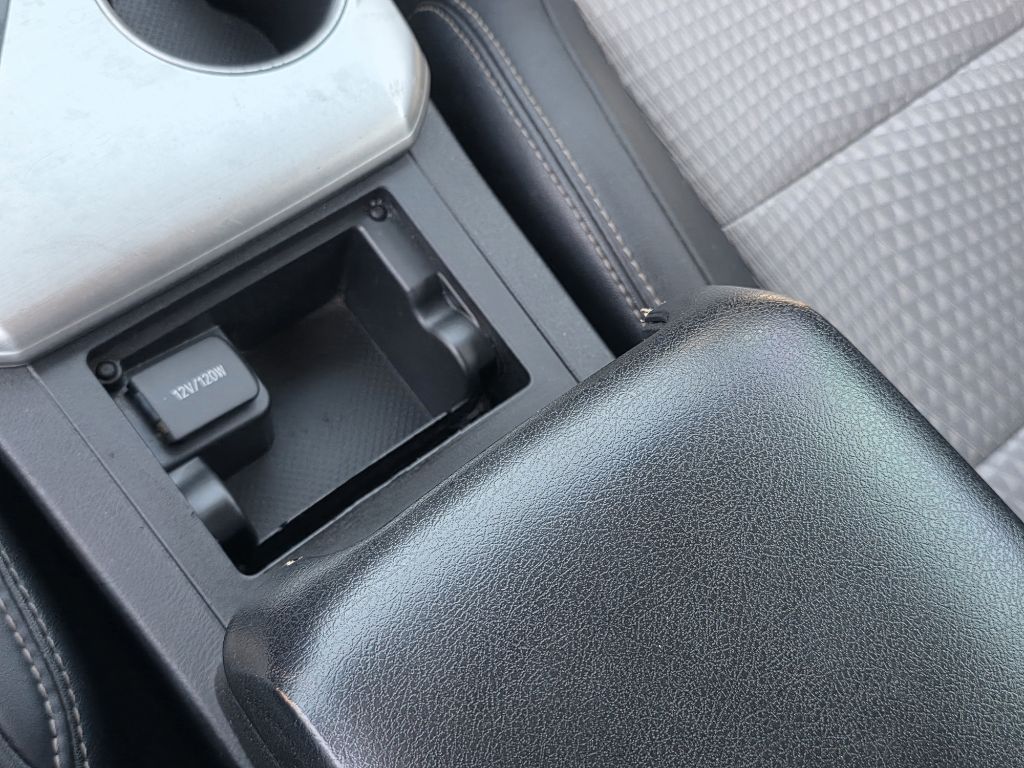 Photo 31 of this TOYOTA CAMRY