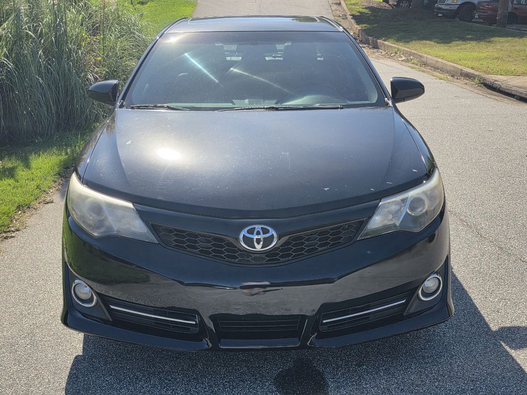 Photo 8 of this TOYOTA CAMRY